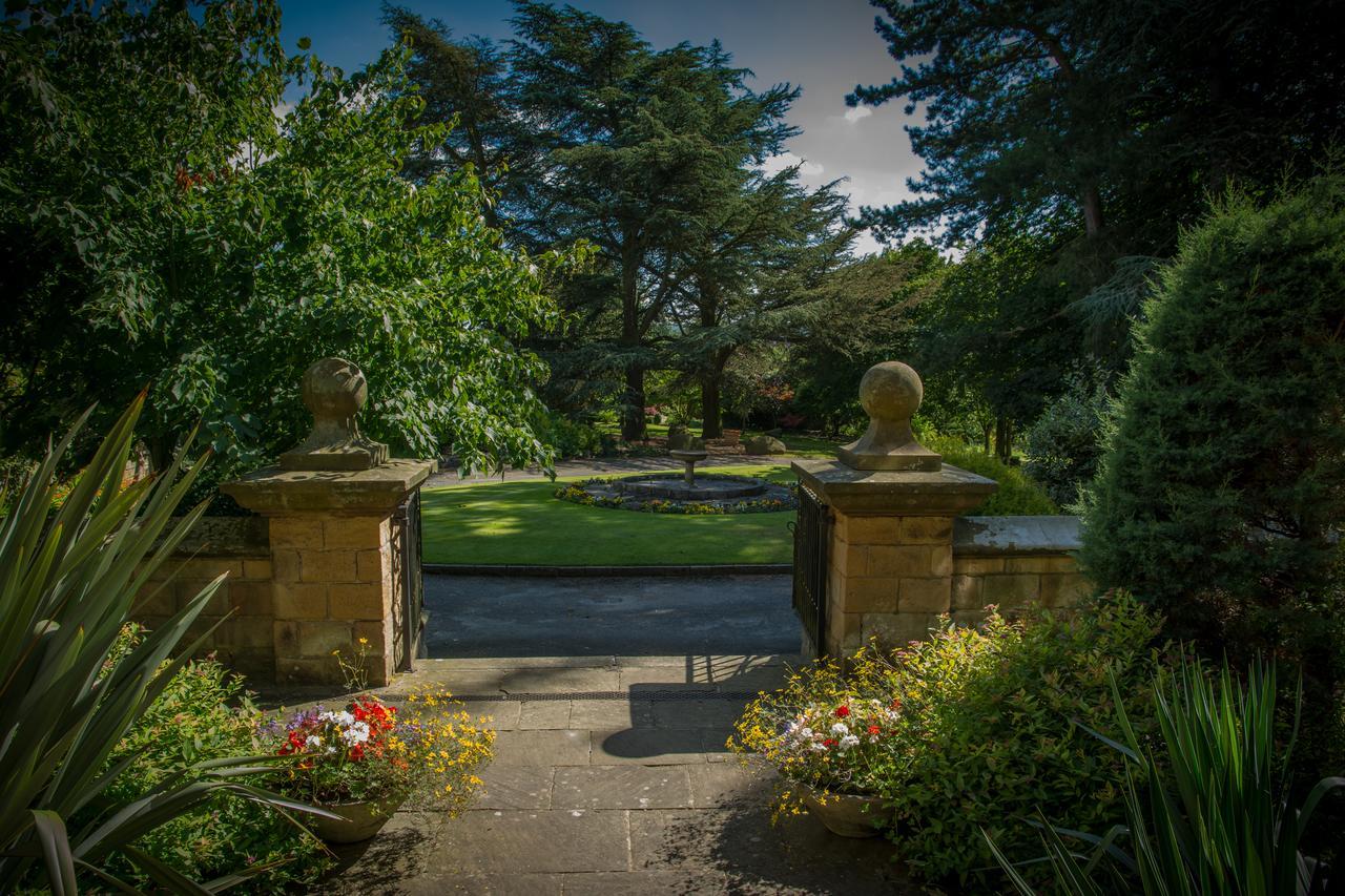 Fischers Baslow Hall - Chatsworth Экстерьер фото